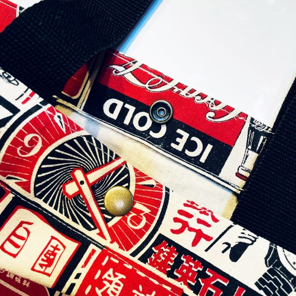 台湾レトロ柄トートバッグ 帆布製<br>台湾直送<br>【木子創意MUZI-ART】