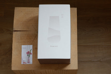 優雅水泥長花瓶 – 靜謐海洋 【初泥 true nii】台湾直送