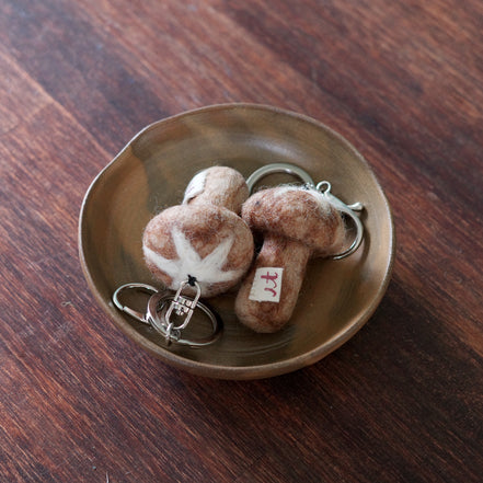 羊毛フェルト キーホルダー｜椎茸【LittleMatter（重要的小事）】台湾直送